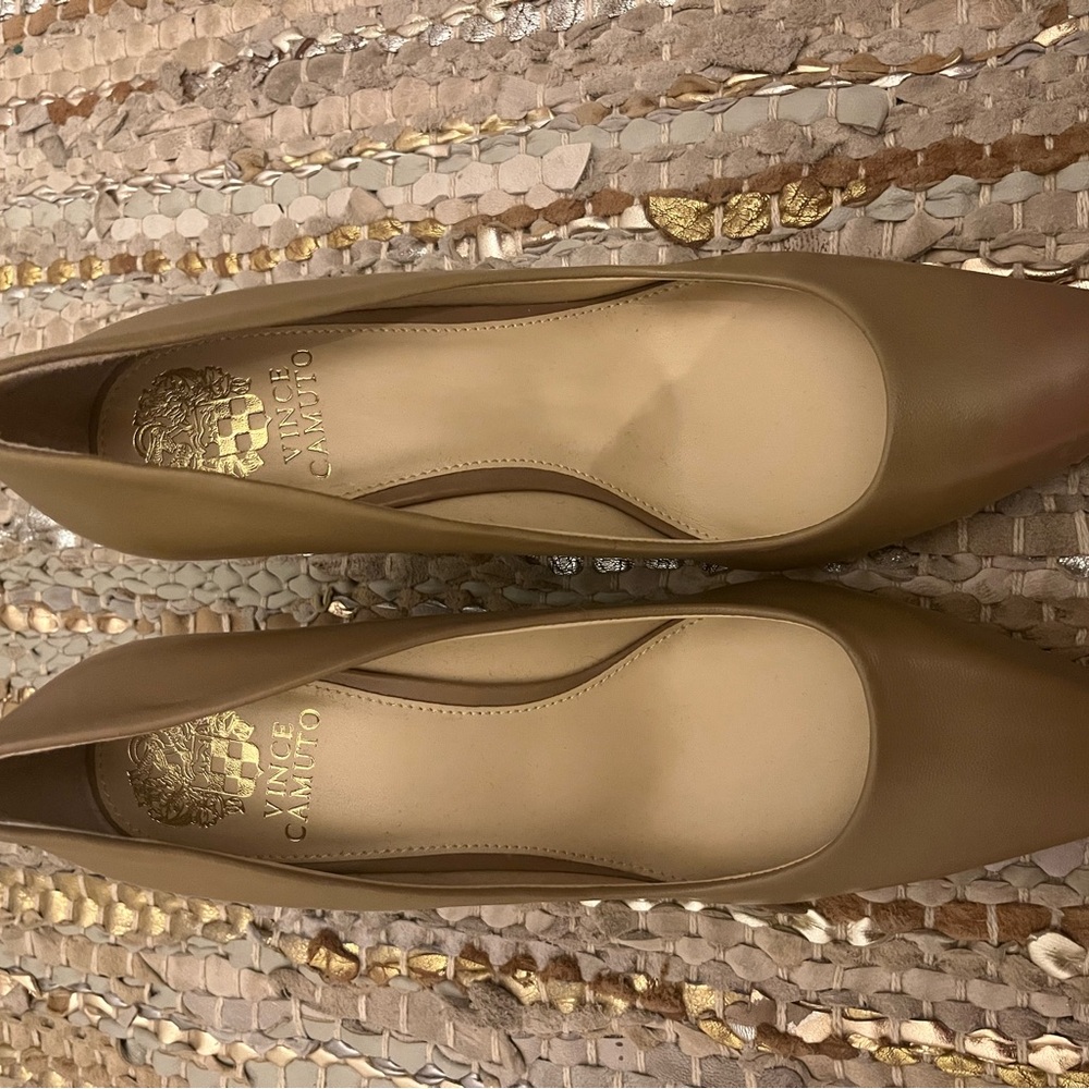 Vince Camuto Women's Brown Leather Platforms
